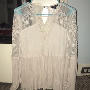 Long sleeve American Eagle half lace shirt